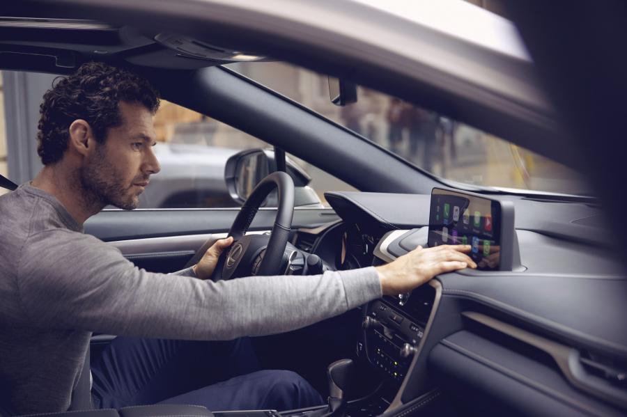 Интерьер Lexus RX450h 2019 года  (WW) (фото 82 из 97)